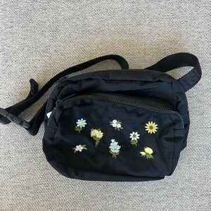 Baggu Floral Ditsy Fanny Black NWT